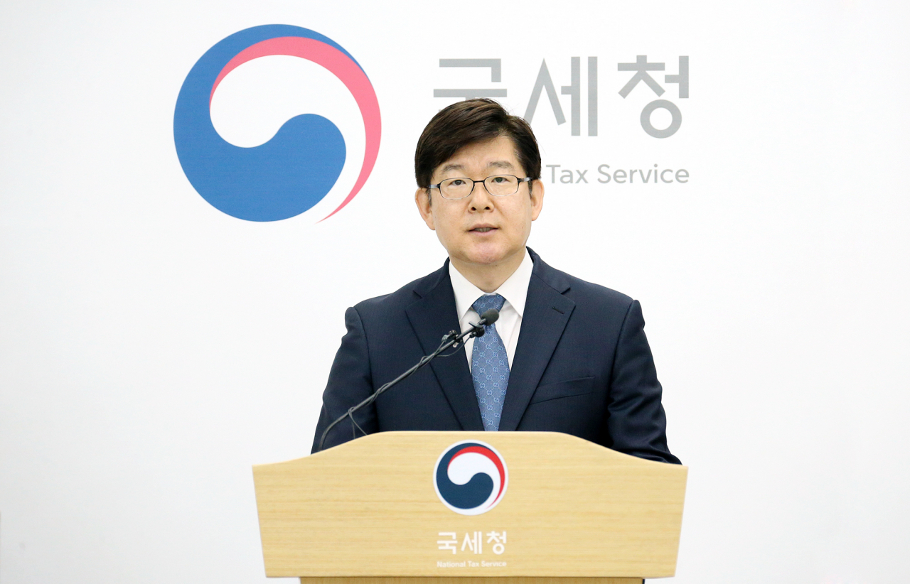 김진현 개인납세국장이 9일 정부세종2청사 국세청 기자실에서 7월 부가가치세 신고 관련 브리핑을 하고 있다. [국세청 제공]