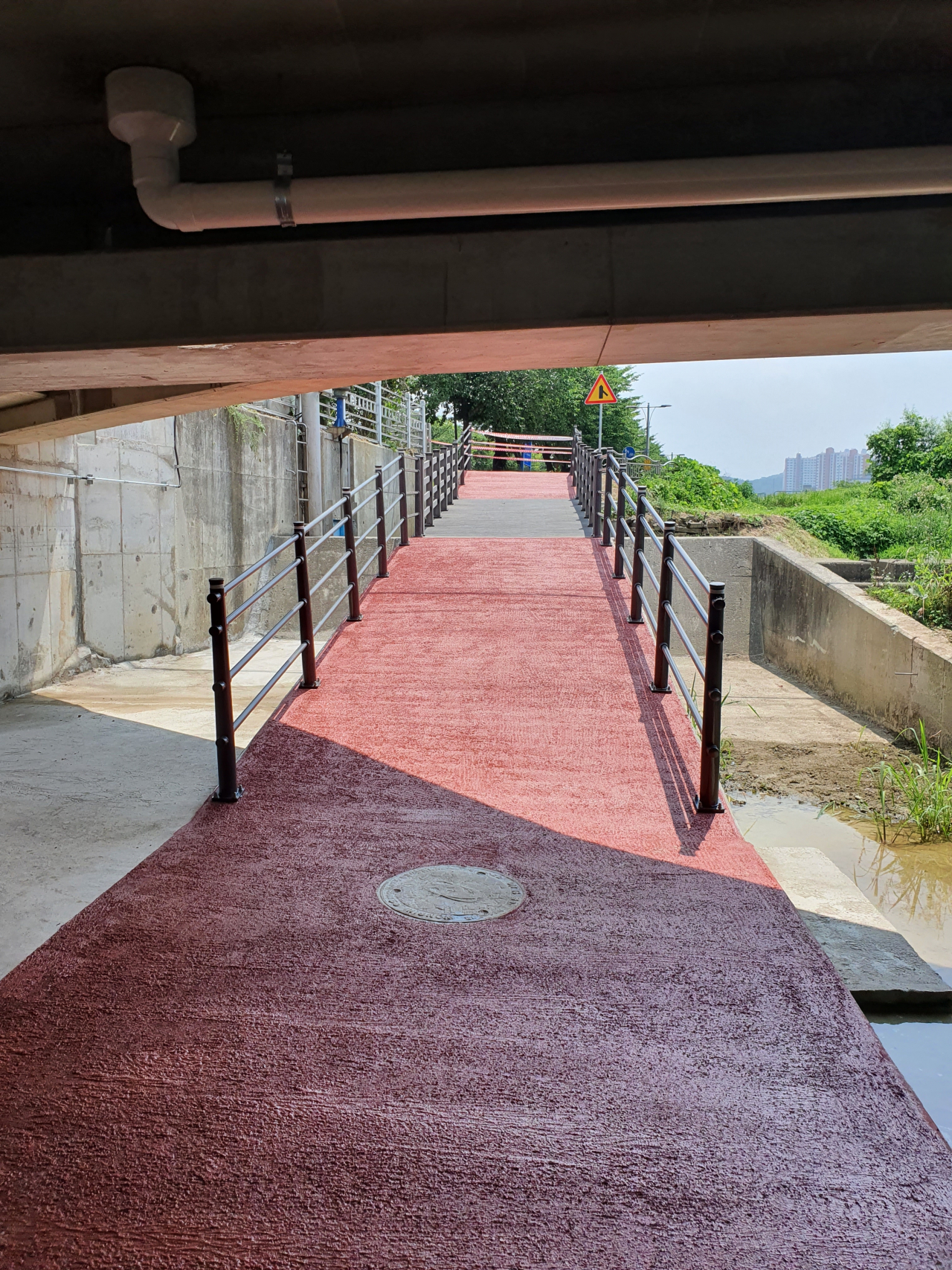 용인 대동교 하부 자전거도로. [용인시 제공]