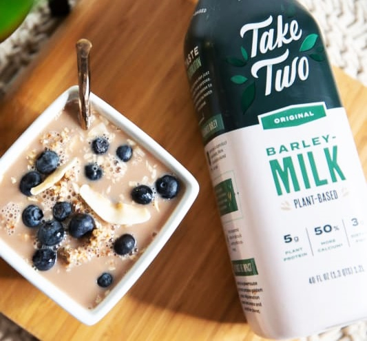 테이크투푸드(Take Two Foods)사가 출시한 식물성 음료 ‘보리 밀크’ [사진=Take Two Foods 홈페이지]　