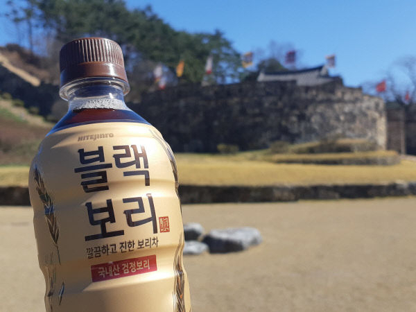 고창표 블랙보리 음료인 하이트진로 ‘블랙보리’[사진=고창군청]