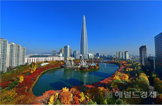 잠실 석촌호수 일대. [송파구 제공]