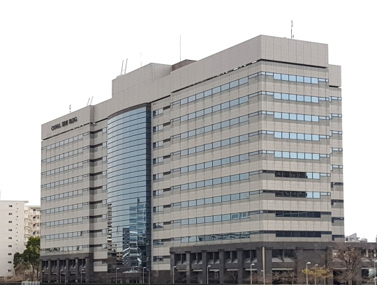 대신자산운용은 지난해 설정한 800억원 규모 폐쇄형 해외 부동산 공모펀드인 ‘대신 Japan하임부동산투자신탁제3호’ 투자자들에게 지난 13일자로 첫 분배금(배당)을 지급했다. 사진은 해당 펀드가 투자하는 일본 도쿄의 캐널 사이드 빌딩.