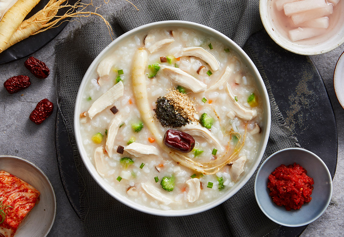 본죽·본죽&비빔밥 카페에서 판매하는 '삼계죽' 이미지 [제공=본아이에프]