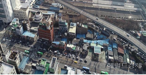 영등포 쪽방촌 공공주택지구를 내려다 본 모습. [영등포구 제공]