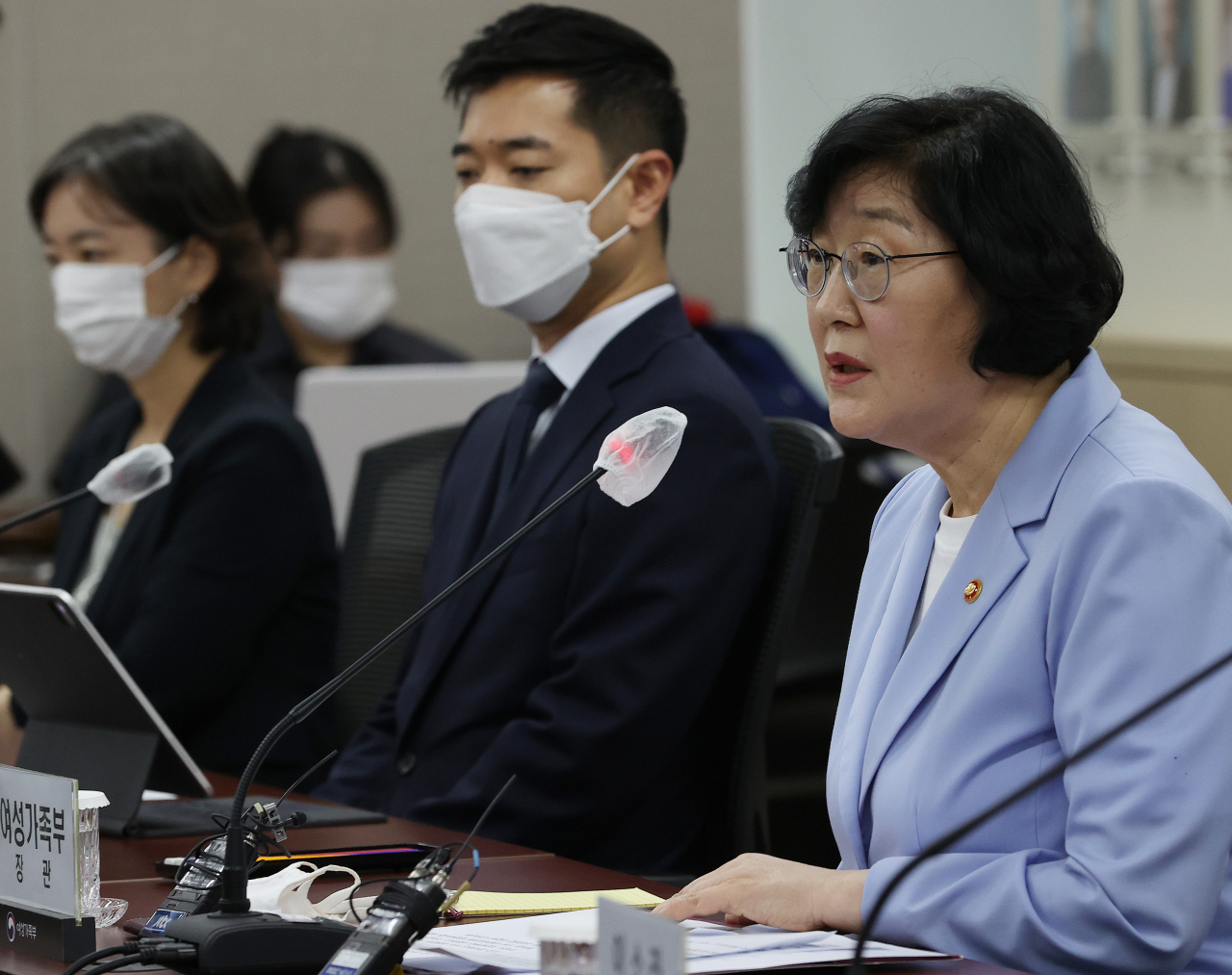 ‘안희정’ 이후에도 허술했던 여가부 ‘공공기관장 성폭력 매뉴얼’