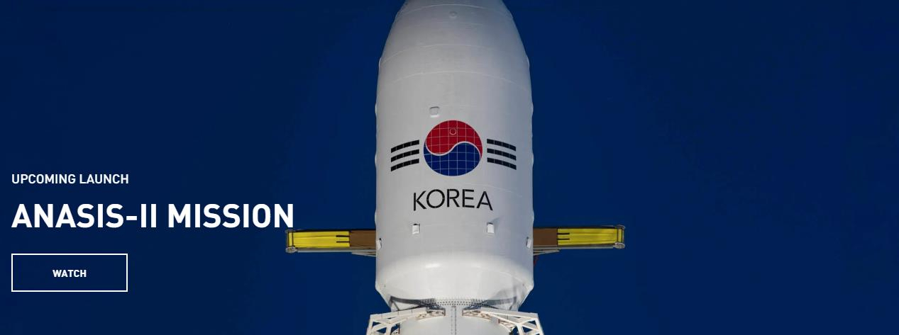 한국군 첫 전용 통신위성이 21일 오전 미국 플로리다주 케이프커내버럴 공군기지에서 발사된다. 20일 미국의 민간 우주탐사 기업 스페이스X에 따르면 한국군 통신위성 ‘아나시스 2호’를 실은 팰컨9 로켓이 한국 시간으로 21일 오전 6시께(미국 현지시간 오후 5시) 우주로 발사될 예정이다.[연합]