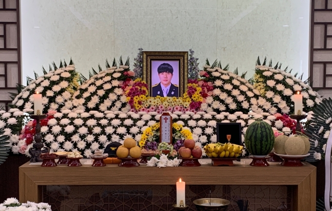 고(故) 김국환 소방교 빈소. [전남도소방본부 제공]