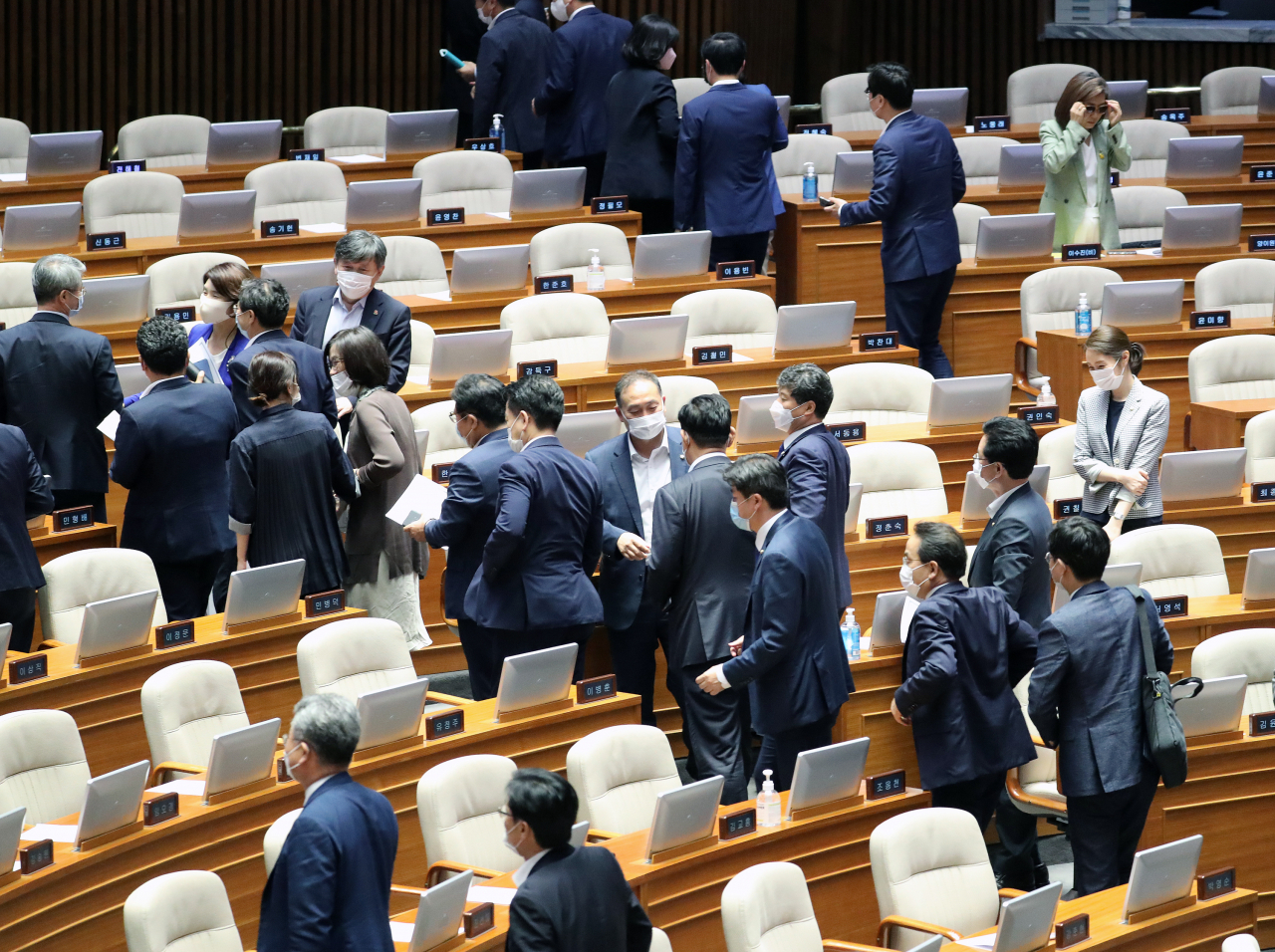 부동산·공수처법안…巨與, 또 ‘입법강행’