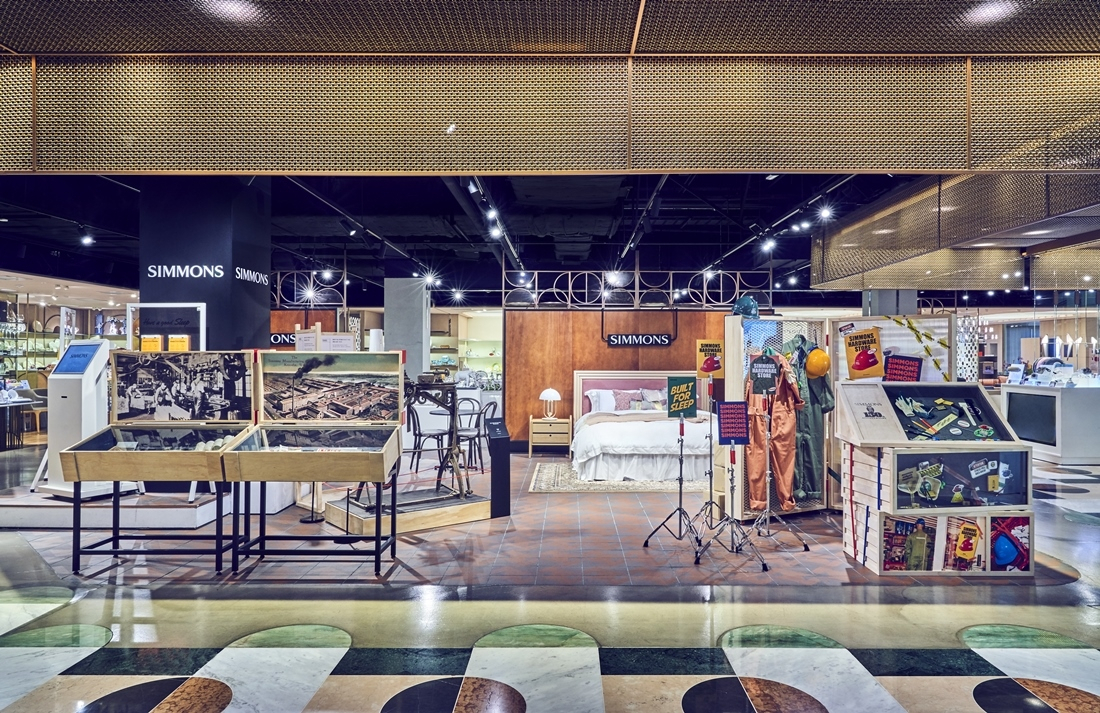 시몬스침대가 신세계백화점 강남점에 브랜드 헤리티지 전하는 ‘뷰티레스트 1870’ 팝업 오픈. [시몬스침대 제공]