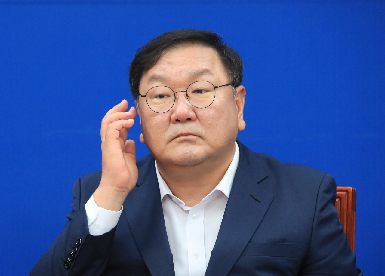 김태년 더불어민주당 원내대표가 6일 오전 서울 여의도 국회에서 열린 정책조정회의에서 참석해 있다. [연합]