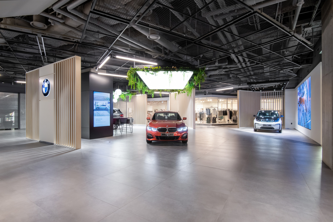 BMW 한독모터스 용산아이파크몰 전시장 [한독모터스 제공]