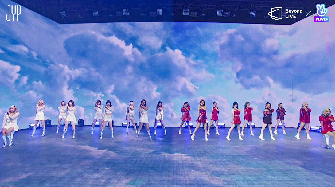 (JYP Entertainment)