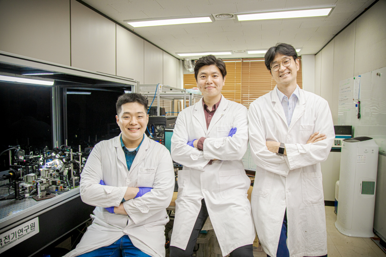 3D프린팅 기술을 개발한 전기연 연구팀. 왼쪽부터 배종천 석사과정, 표재연 박사, 설승권 박사.[한국전기연구원 제공]