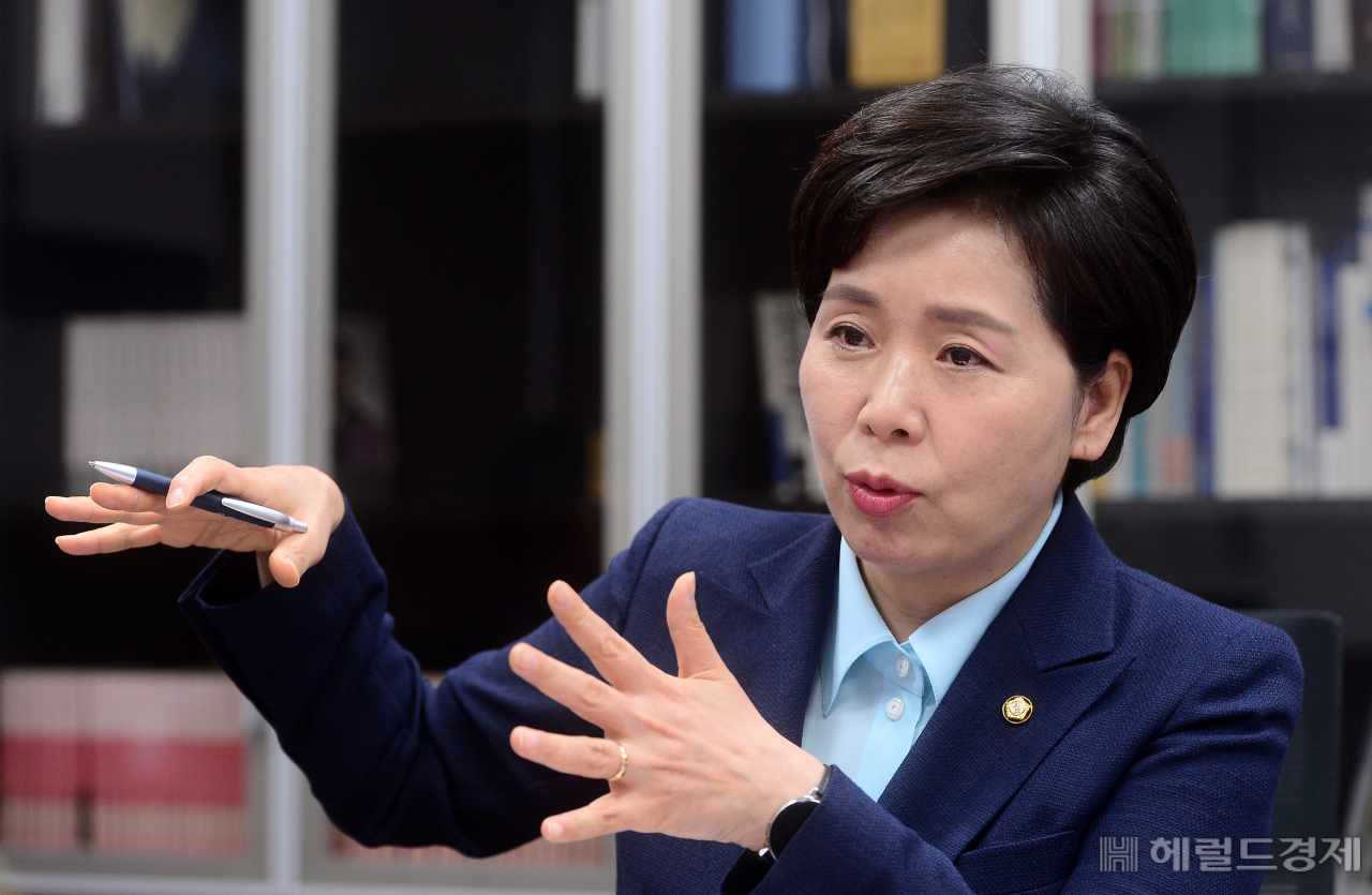 양향자 더불어민주당 의원이 국회에서 헤럴드경제와 인터뷰를 하고 있다. 이상섭 기자 babtong@heraldcorp.com