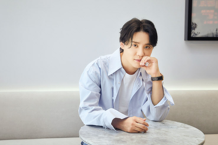 올해로 뮤지컬 데뷔 10주년을 맞은 김준수가 “뮤지컬은 내게 남은 마지막 칼 한 자루였다”며 지난 시간을 돌아봤다. [씨제스엔터테인먼트 제공]