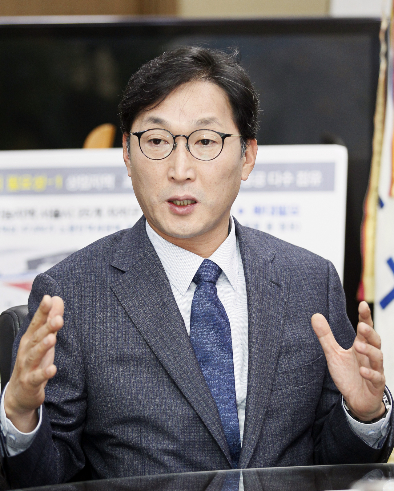 이창우 동작구청장은 오랜 기간 변화가 없던 동작구를 주민이 원하는 방향으로 만들고자 민선 6기부터 펼쳐 온 구의 정책들이 이제 결실을 내오고 있다고 말했다.
