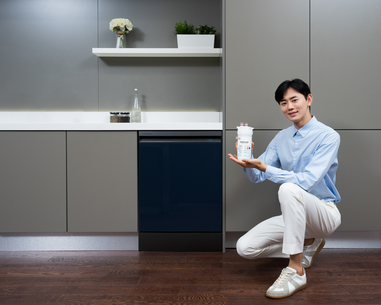 삼성전자가 수돗물에 섞여 유입되는 오염물질을 걸러주는 식기세척기 전용필터를 출시했다. [삼성전자 제공]