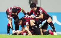 15일 오후 서울 마포구 성산동 서울월드컵경기장에서 열린 프로축구 하나원큐 K리그1 서울-상주 경기에서 결승골을 넣은 한승규. [연합]