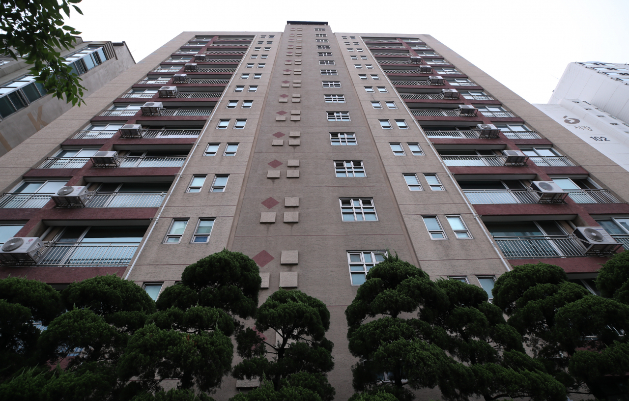 서울 강남구 학동로 삼성월드타워 아파트 모습. [연합뉴스]