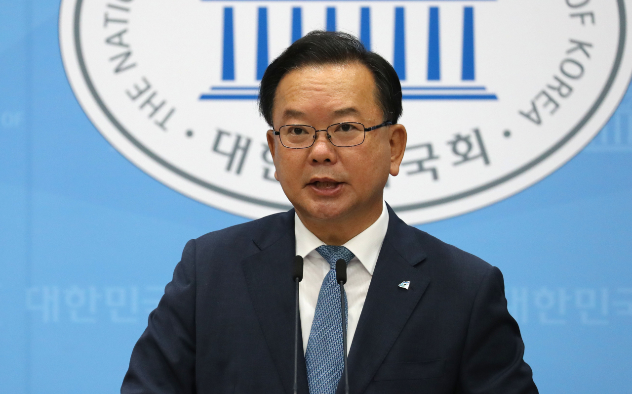 김부겸 더불어민주당 당대표 후보가 17일 오전 서울 여의도 국회 소통관에서 기자회견을 열고 당 혁신 방안을 발표하고 있다. [연합]