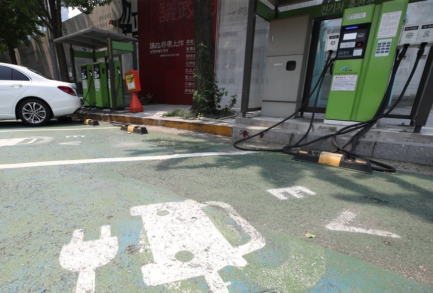 서울 종로구 한 전기차 충전소 모습 [연합]