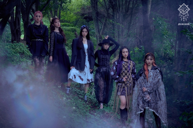 Dreamcatcher septet Dreamcatcher Company press photo highlighting their signature rock-metal K-pop identity in 2020
