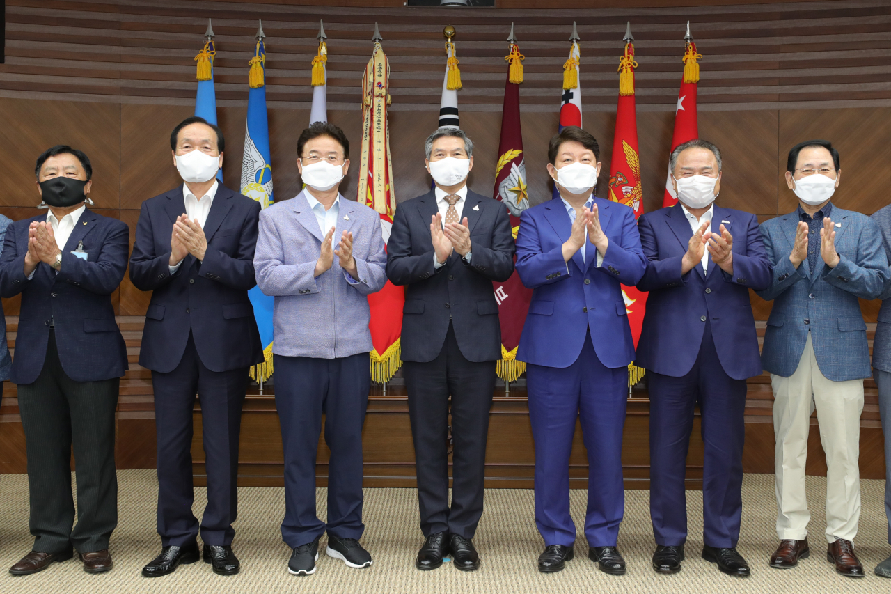 국방부는 28일 대구 군 공항 이전부지 선정위원회를 열고 ‘군위 소보·의성 비안’을 군 공항 이전지로 의결했다.[경북도 제공]