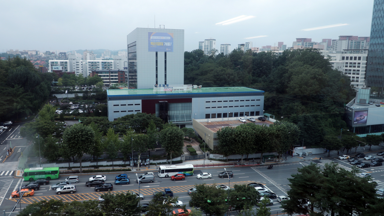 30억짜리 아파트 옆 임대주택, 조달청 부지 ‘산넘어산’[부동산360]