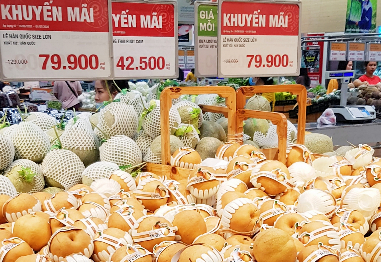 국산배가 베트남 호치민 대형마트에서 판매되고 있다.[aT 제공］