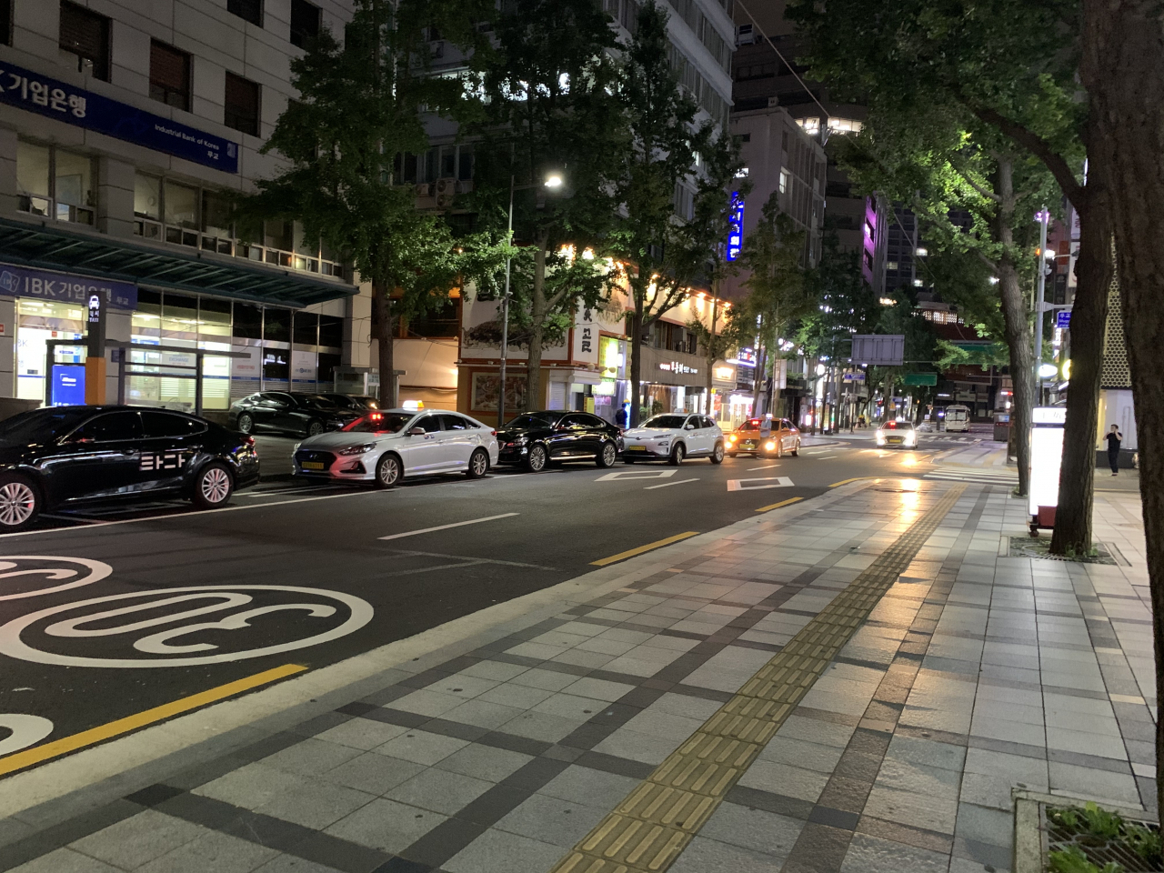 지난 8월 31일 오후 8시께 서울 중구 시청역 부근 거리. [사진=김빛나 기자]