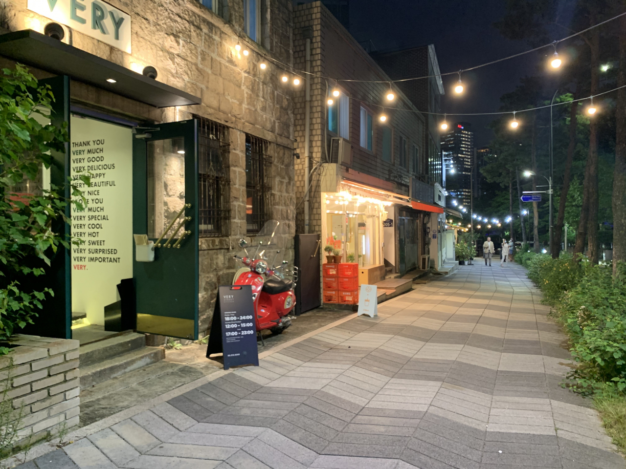 지난 8월 31일 서울 중구 만리동 일대에 텅 빈 거리. [사진=김빛나 기자]