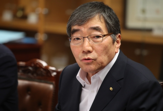 윤석헌 금융감독원장