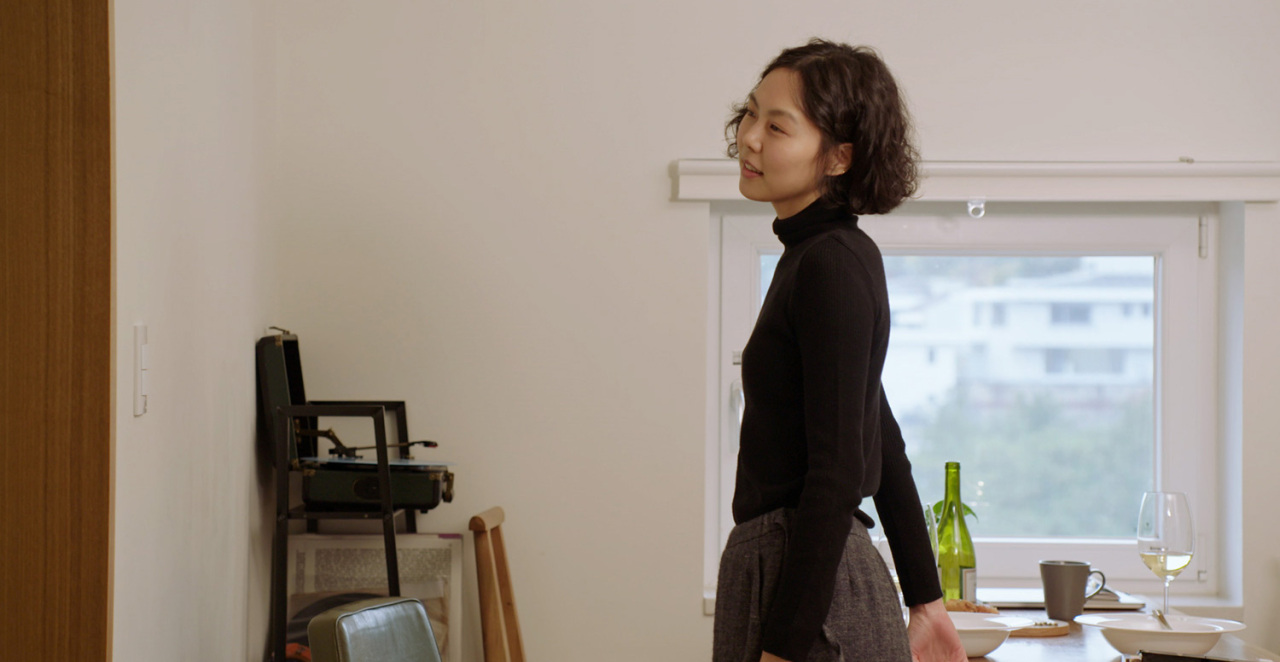 “The Woman Who Ran” (Jeonwonsa Film)