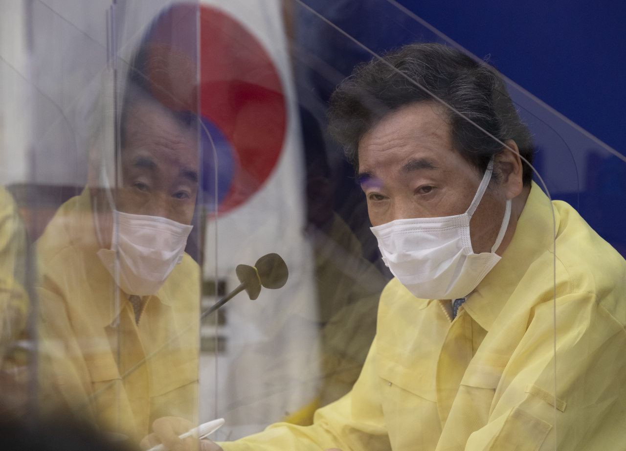 코로나19국난극복위 상임위원장인 이낙연 더불어민주당 대표가 지난 8일 오후 서울 여의도 국회에서 열린 제1차 코로나19국난극복위 전체회의에서 발언하고 있다. [연합]