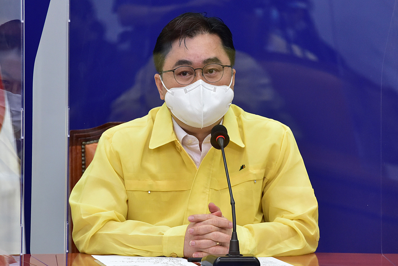 김종민 더불어민주당 최고위원이 9일 오전 국회에서 열린 당 최고위원회의에서 발언을 하고 있다. [연합]