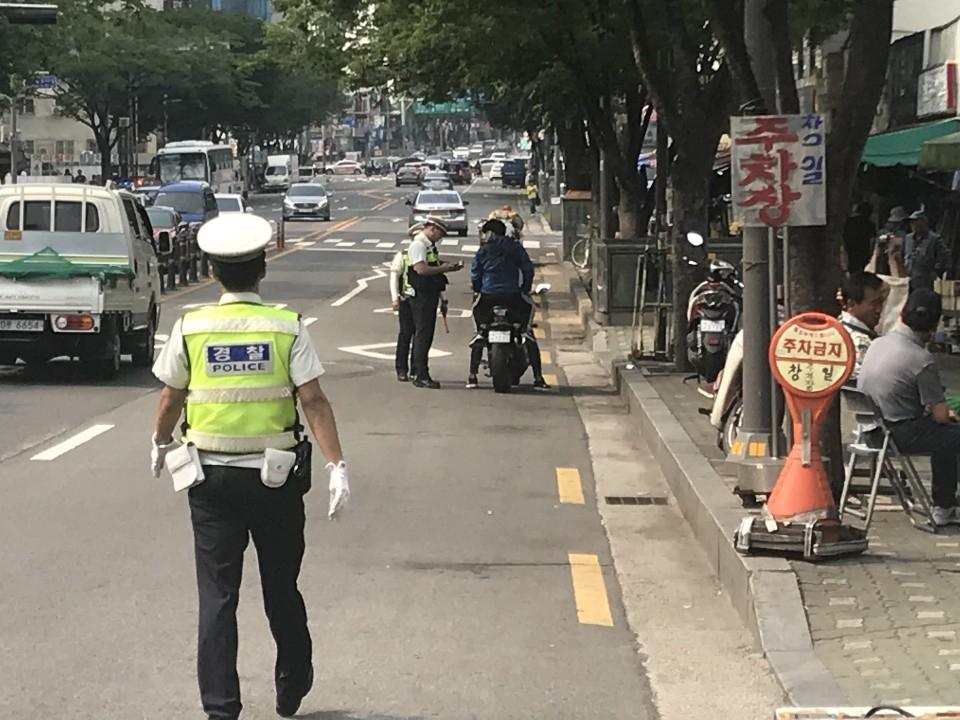 '이륜차 집중단속의 날' 현장사진[서울지방경찰청 제공]