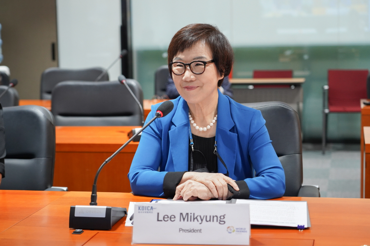 이미경 코이카 이사장이 15일 태국 국제협력청과 향후 3년 간 양 기관의 협력 분야와 활동 내용을 담은 제3차 실행계획(Work Plan)을 위한 화상회의를 진행 중이다. [코이카 제공]