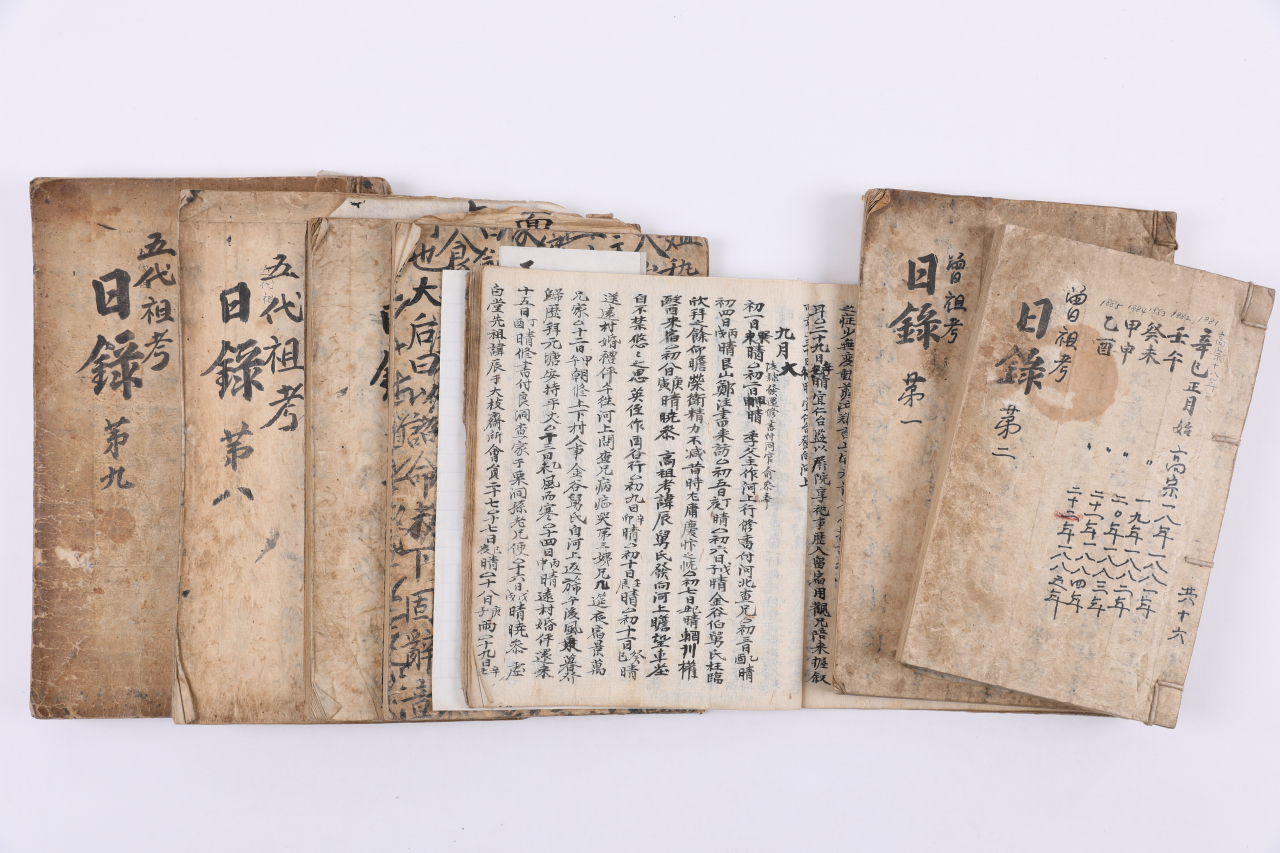 조선시대에도 역병이 유행한 탓에 설, 추석과 같은 명절 차례를 생략했다는 내용이 담긴 일기가 공개돼 관심을 모으로 있다. 풍산김씨 참봉댁의 일록.[한국국학진흥원 제공]
