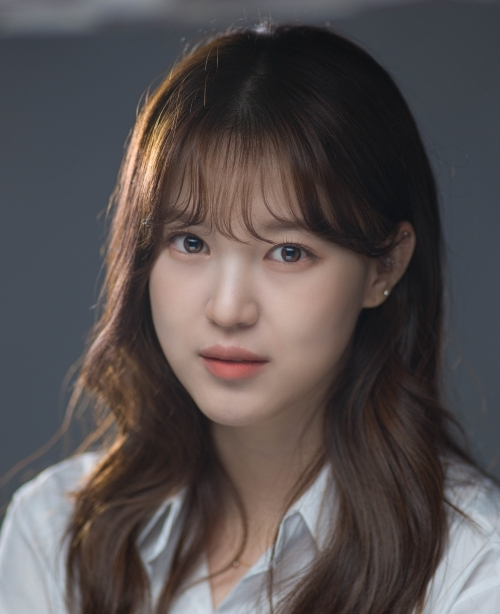 뮤지컬 영화 ‘K스쿨’에 마녀 상사 캐릭터 ‘배실장’ 역으로 캐스팅 된 퀸비즈 구슬이 [제공=구슬이]