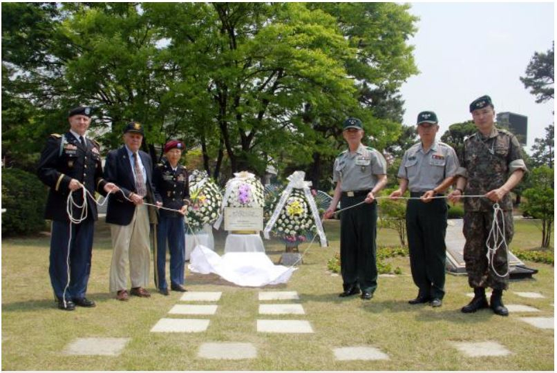 지난 2017년 6월 1949년 미 육사 졸업생 6.25 전사자 추모비가 육군사관학교에 세워졌다.[사진=국방부]