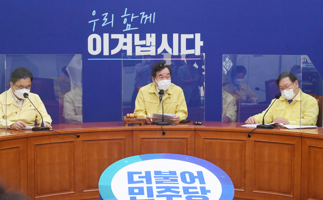 이낙연 더불어민주당 대표가 21일 오전 서울 여의도 국회에서 열린 최고위원회의에서 발언하고 있다. [연합]