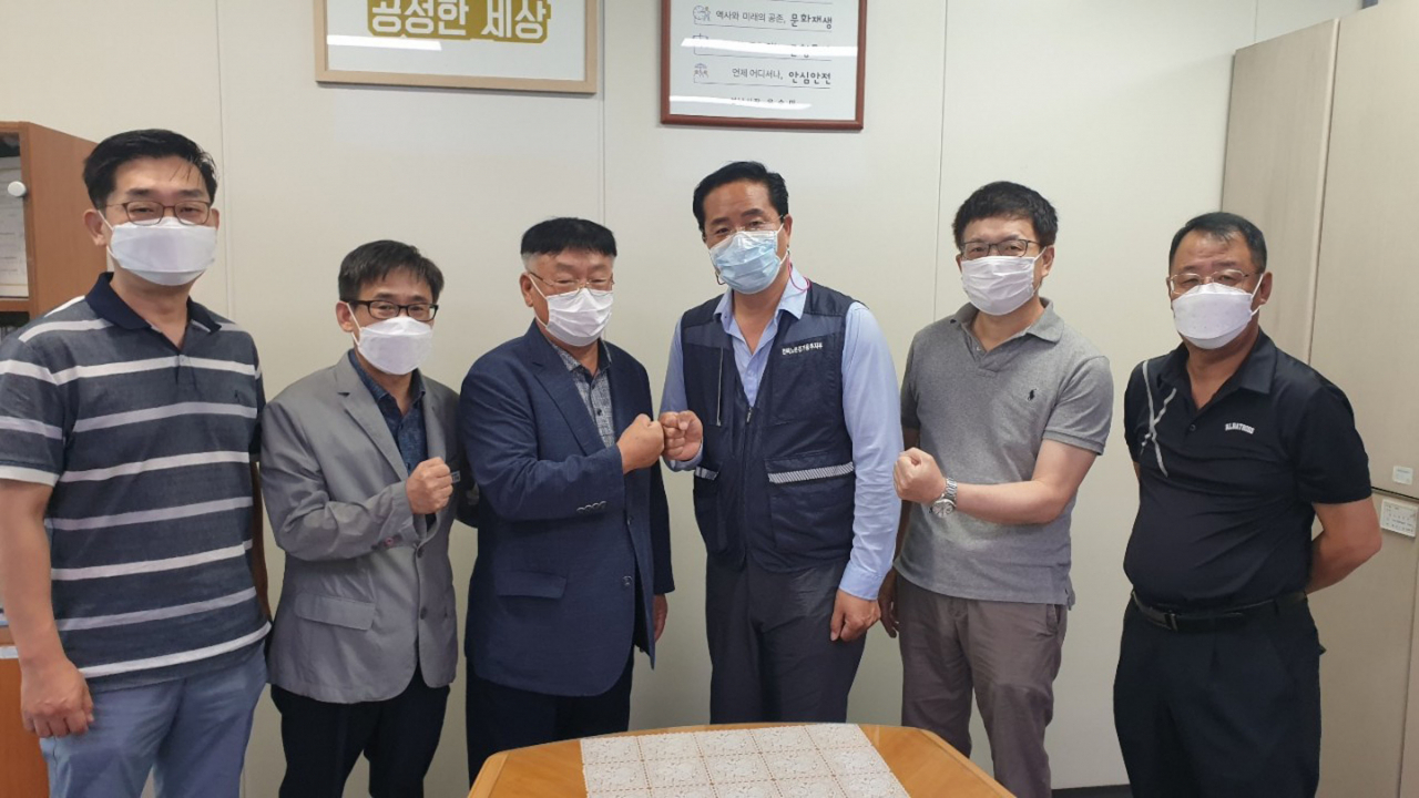 성남시 법인택시업계 택시기사에게 자체 격려금을 지급한다. [성남시 제공]
