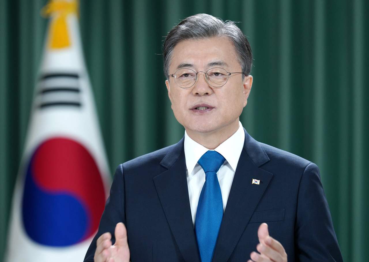 President Moon Jae-in addresses the UN on Wednesday. Cheong Wa Dae