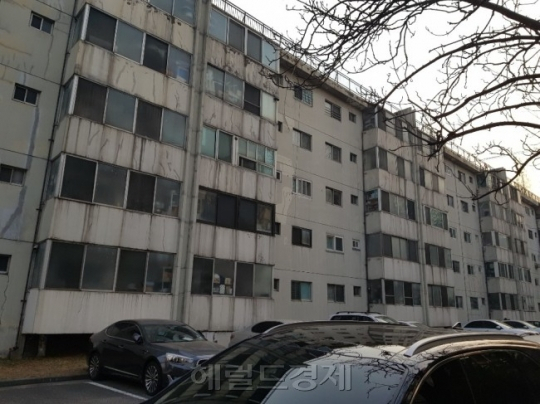 역대 최대 규모의 재건축 초과이익 환수 부담금액이 결정된 서초구 반포3주구 전경 [헤럴드경제DB]