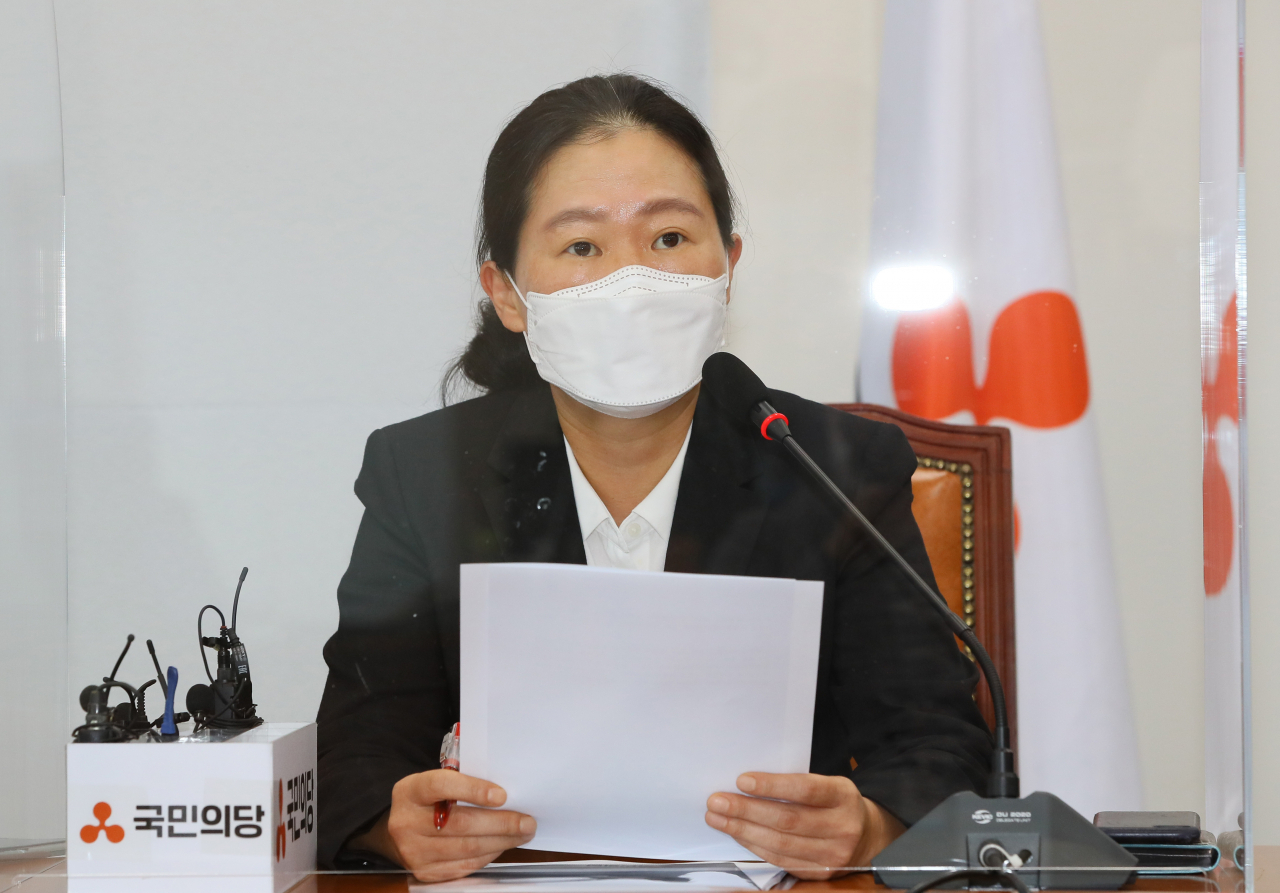 권은희 국민의당 원내대표가 14일 국회에서 열린 최고위원회의에서 발언하고 있다. [연합]