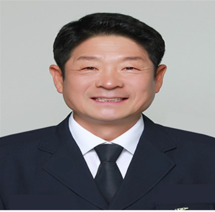 ‘제28회 뿌리기술 경기대회’ 대통령상을 수상한 전진구 대화금속 대표［산업통상자원부 제공］