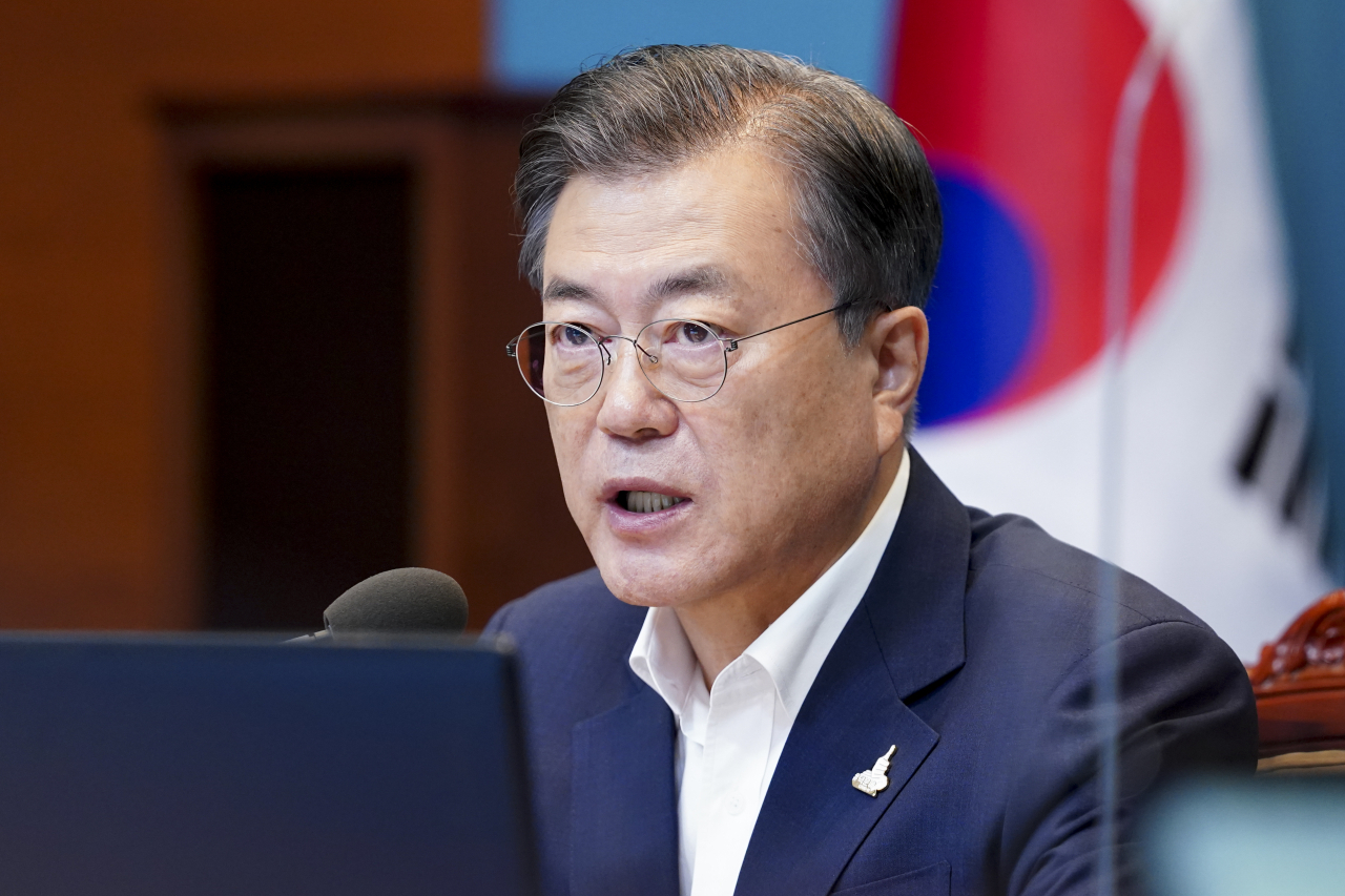 문재인 대통령이 지난 28일 청와대에서 수석·보좌관 회의를 주재하고 있는 모습. [연합]