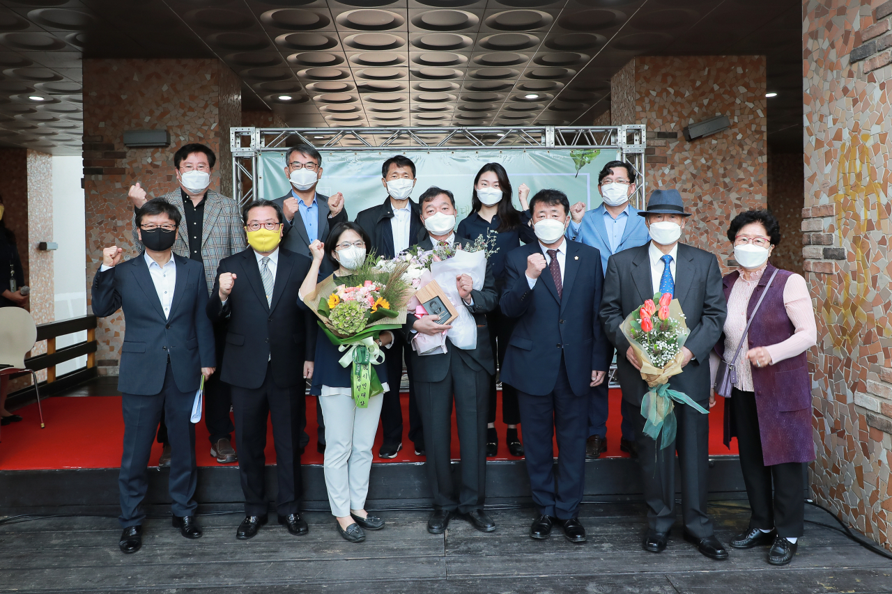 ‘제26회 남양주 시민대상 시상식’이 찾아가는 시상식으로 5일 개최됐다. [남양주시]