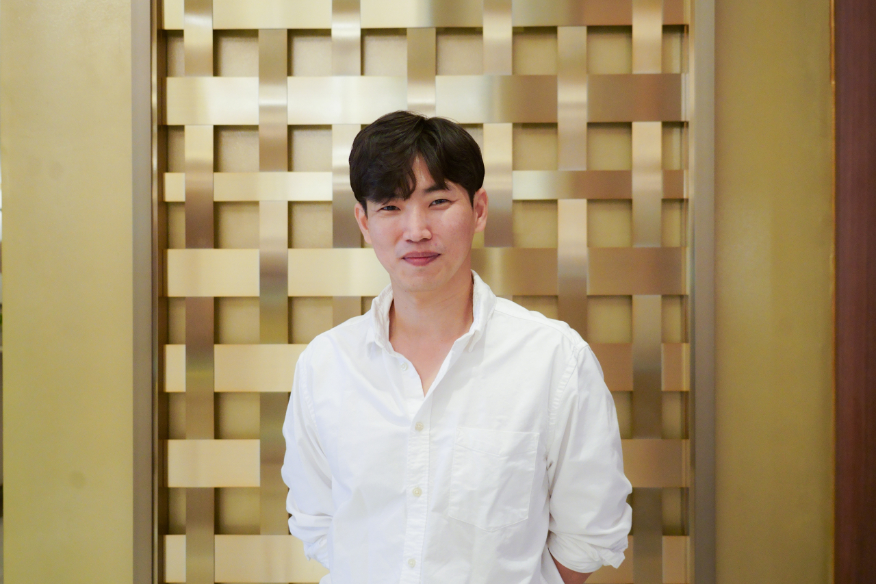 피아니스트이자 작곡가, 음악감독, 연출, 기획자인 안준하 감독 [마포문화재단 제공]