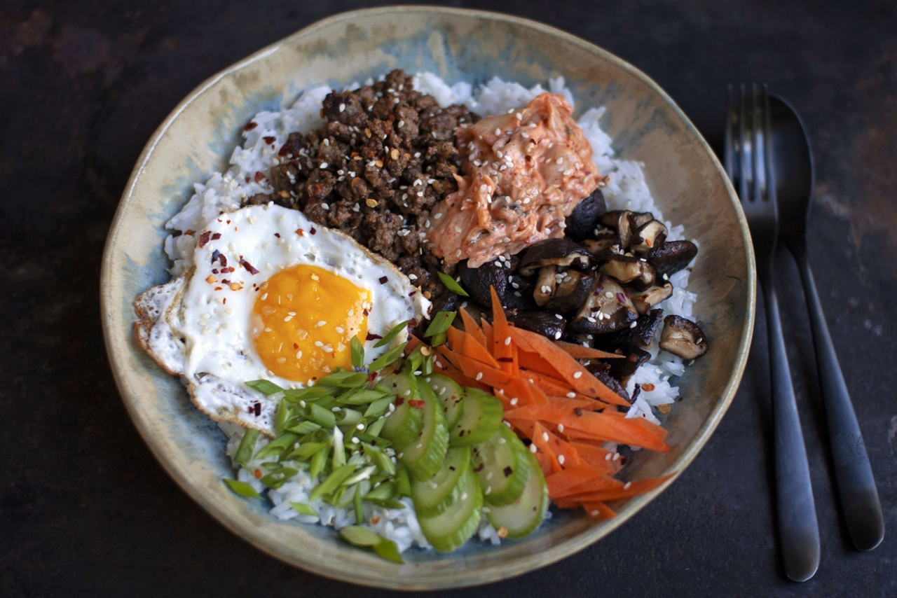 한국산 표고버섯 활용 밀키트 레시피 동영상 화면. [aT 제공]